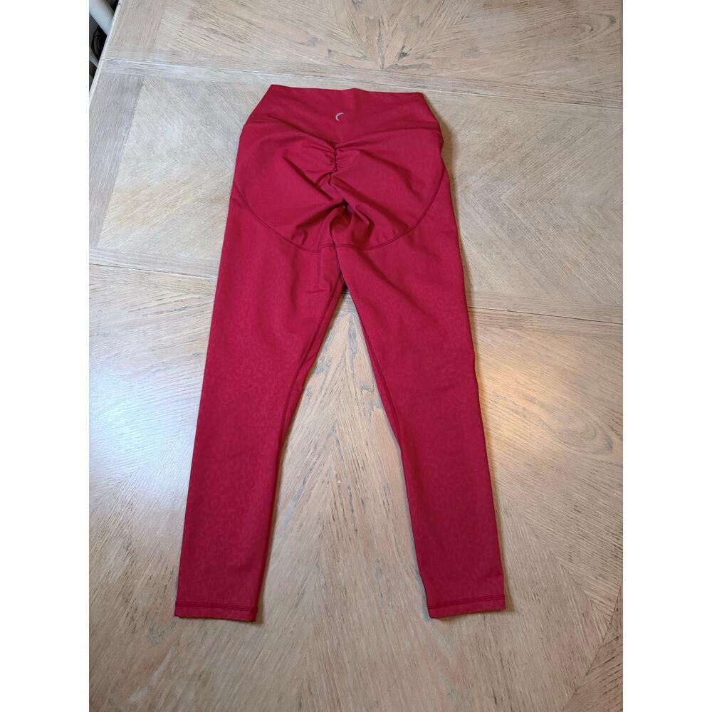 Zyia Light n Tight cross front red leopard booty lifting leggings size 8/10 - Picture 8 of 10